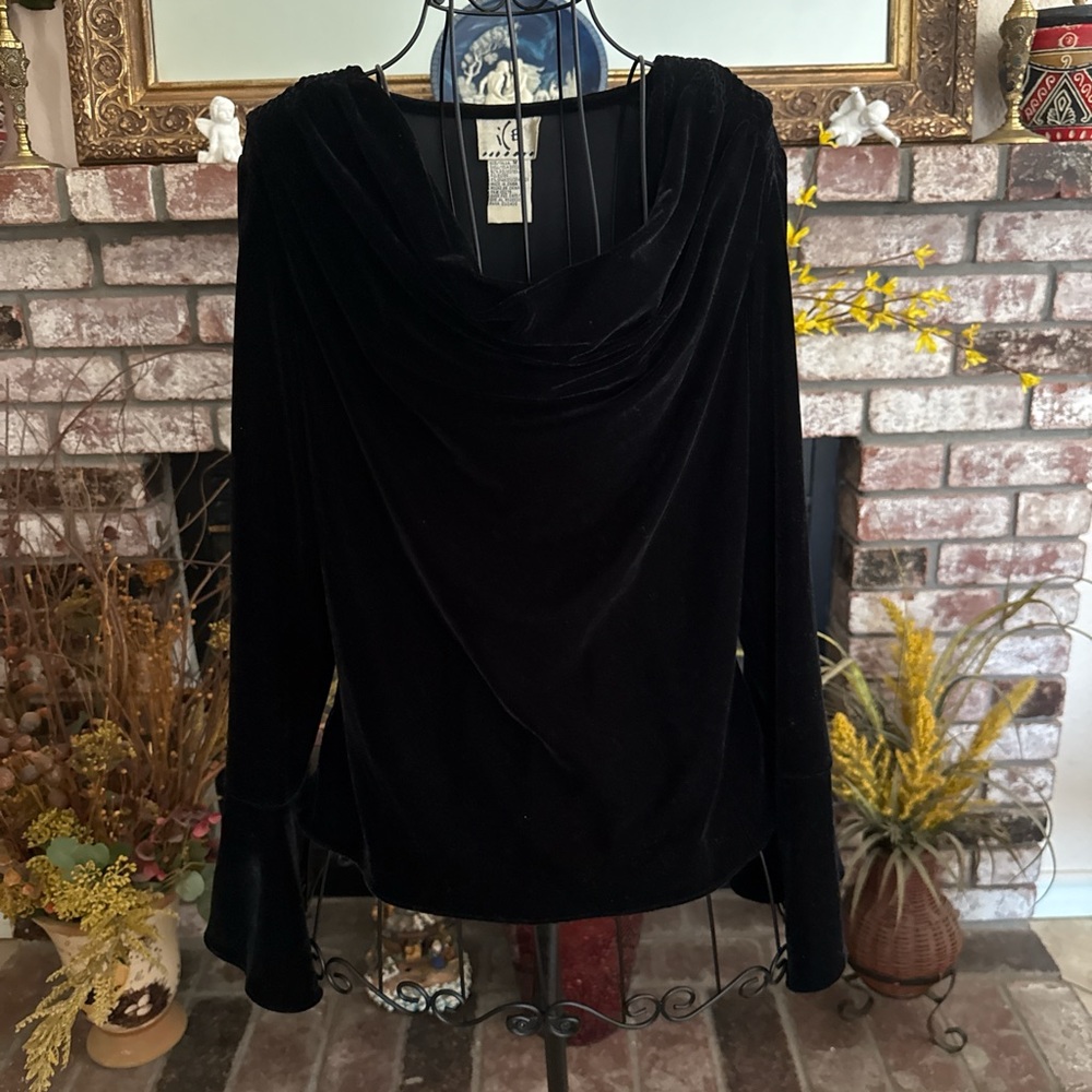 Y2K Black Velvet Cowl Neck Bell Long Sleeve Top Sz Medium
